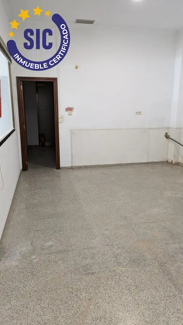 Commercial properties for sale in Benetússer