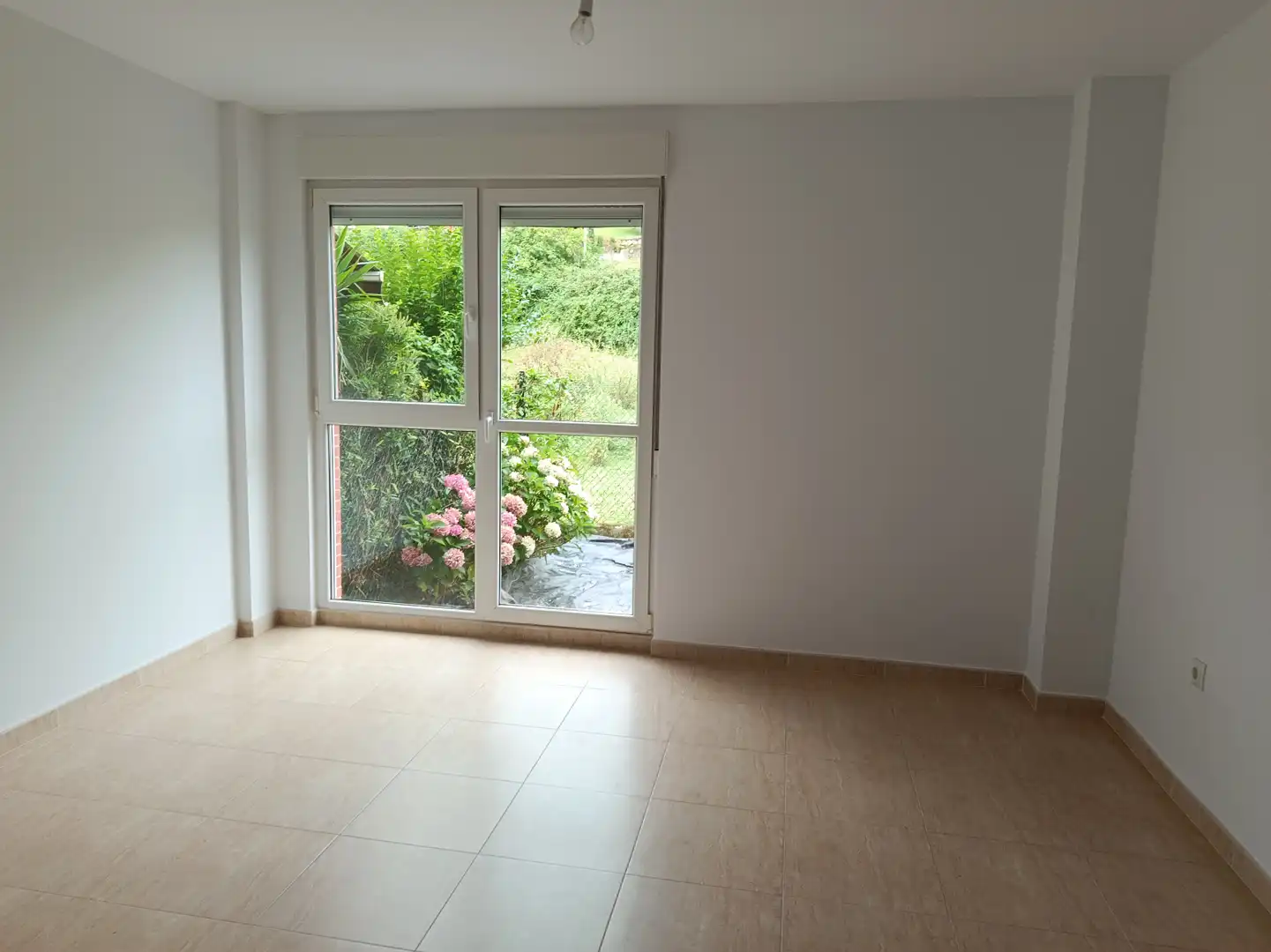 Habitación de Piso en venta en Reocín con Calefacción, Jardín privado y Parquet