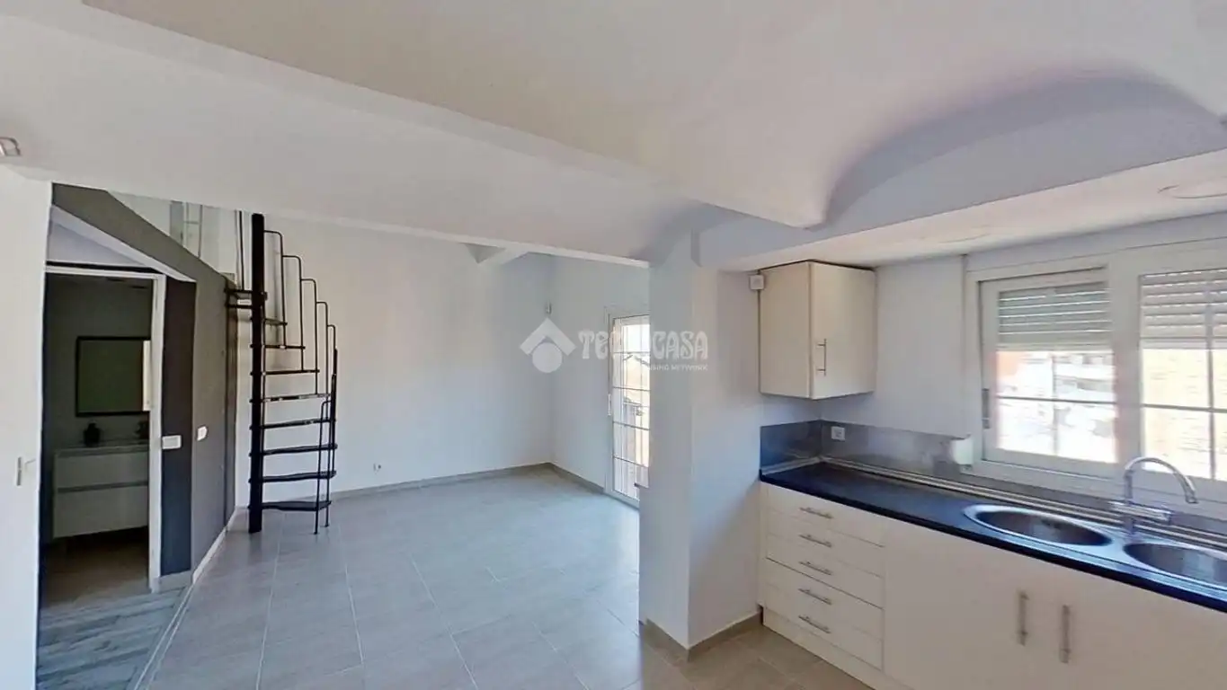 Cocina de Piso en venta en Manresa con Terraza y Trastero