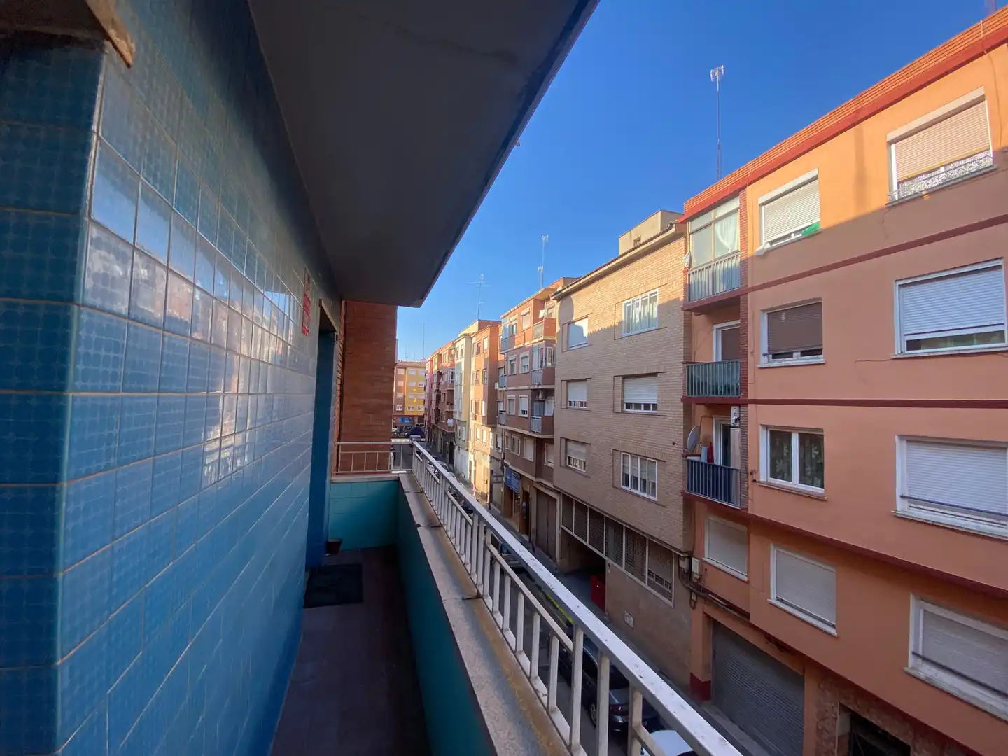 Vista exterior de Piso en venta en Delicias