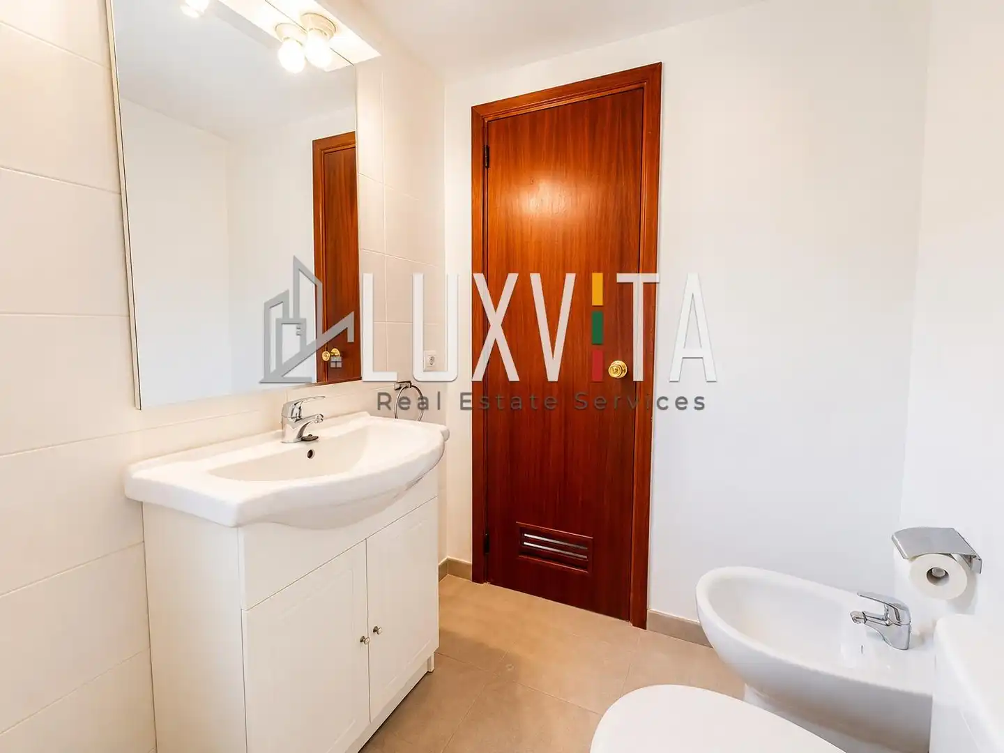 Habitación de Apartamento en venta en Arona con Terraza y Piscina comunitaria