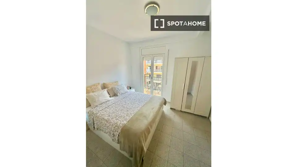 Schlafzimmer von Wohnung zur Miete in Barcelona mit Klimaanlage, Heizung und Möbliert