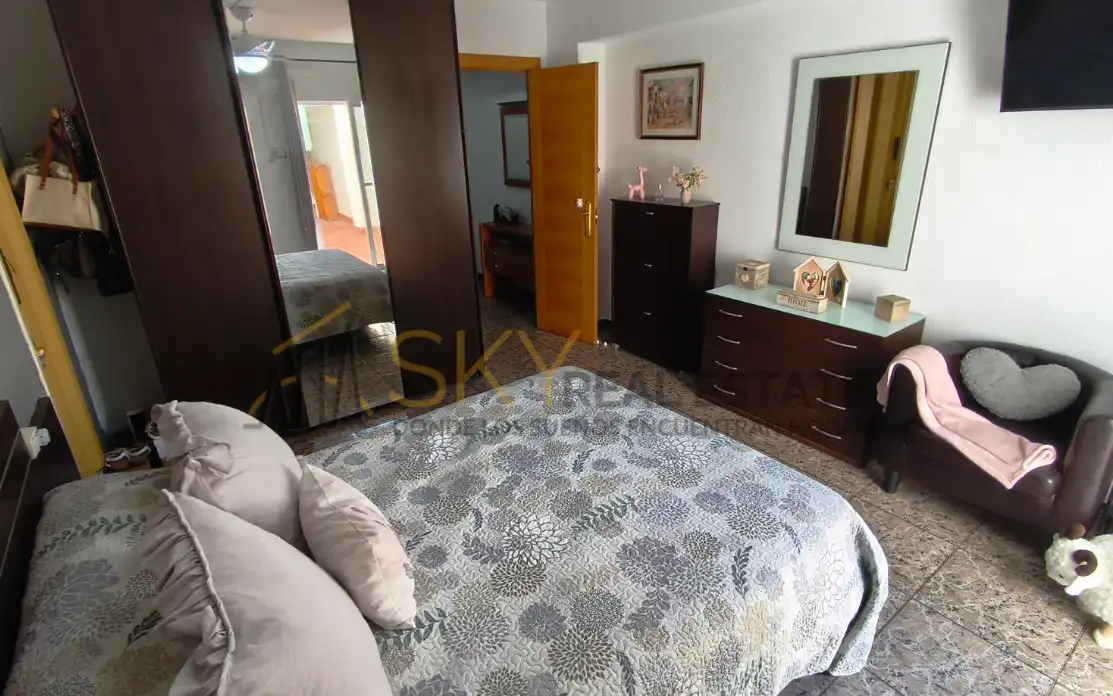 Habitación de Piso en venta en Paterna con Aire acondicionado, Terraza y Balcón