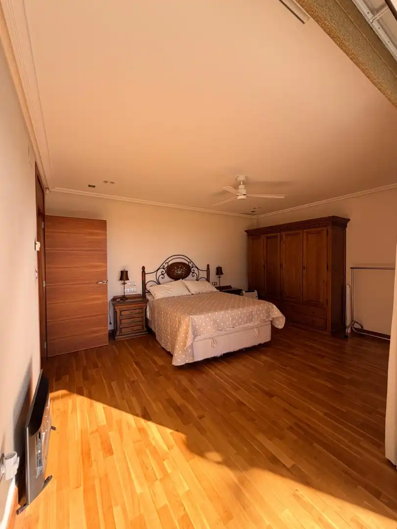 Habitación de Casa o chalet de alquiler en Elche / Elx con Aire acondicionado, Calefacción y Jardín privado