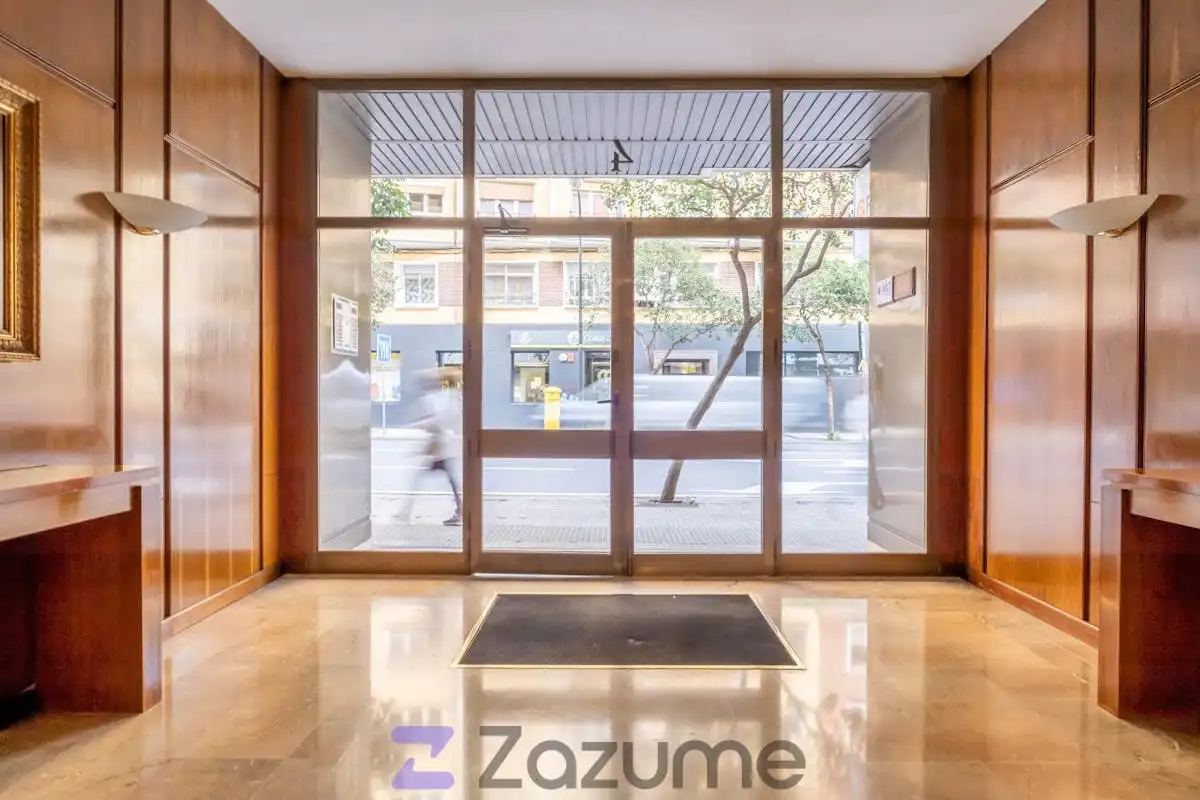 Piso de alquiler en Zaragoza con Calefacción, Parquet y Terraza