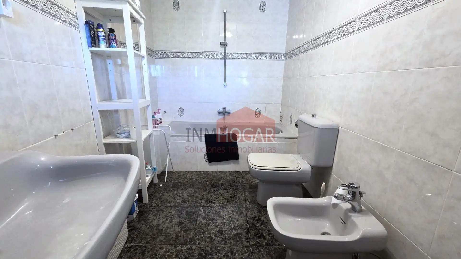 Baño de Casa o chalet en venta en Herradón de Pinares con Calefacción, Jardín privado y Terraza