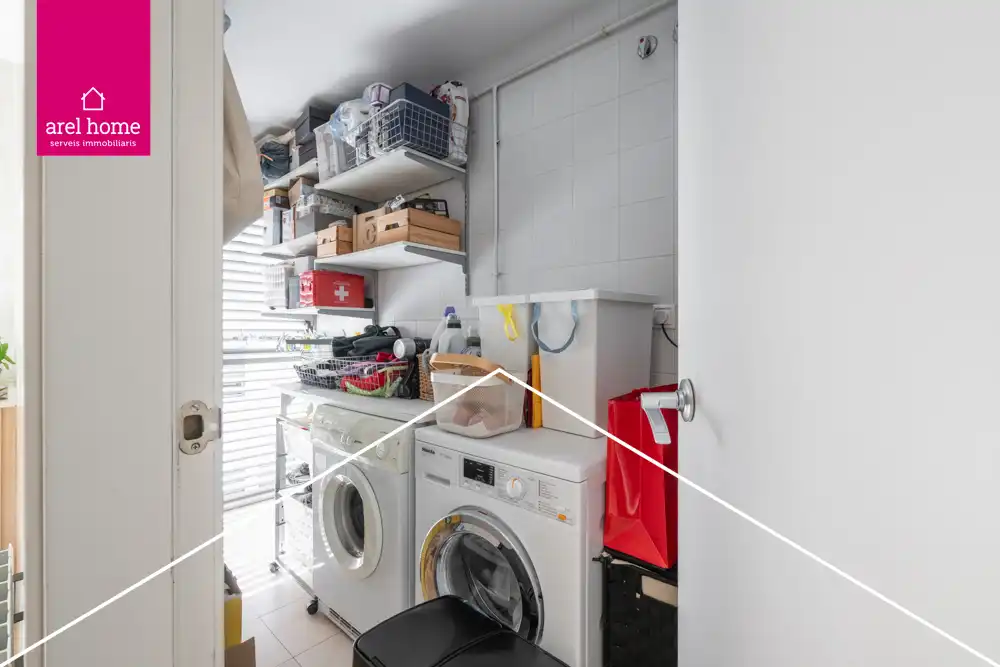 Piso en venta en Sant Just Desvern con Calefacción, Parquet y Balcón