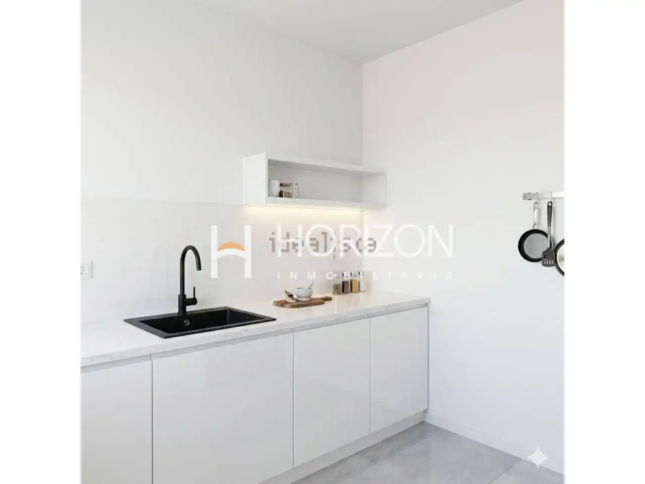 Cocina de Local en venta en Barcelona