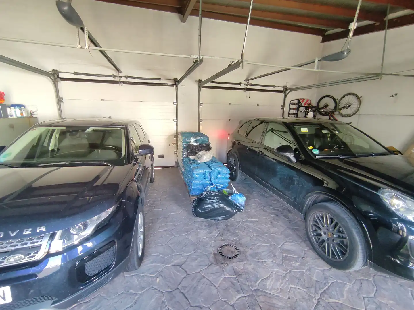 Parking de Casa o chalet en venta en Pedro Muñoz con Aire acondicionado, Calefacción y Jardín privado