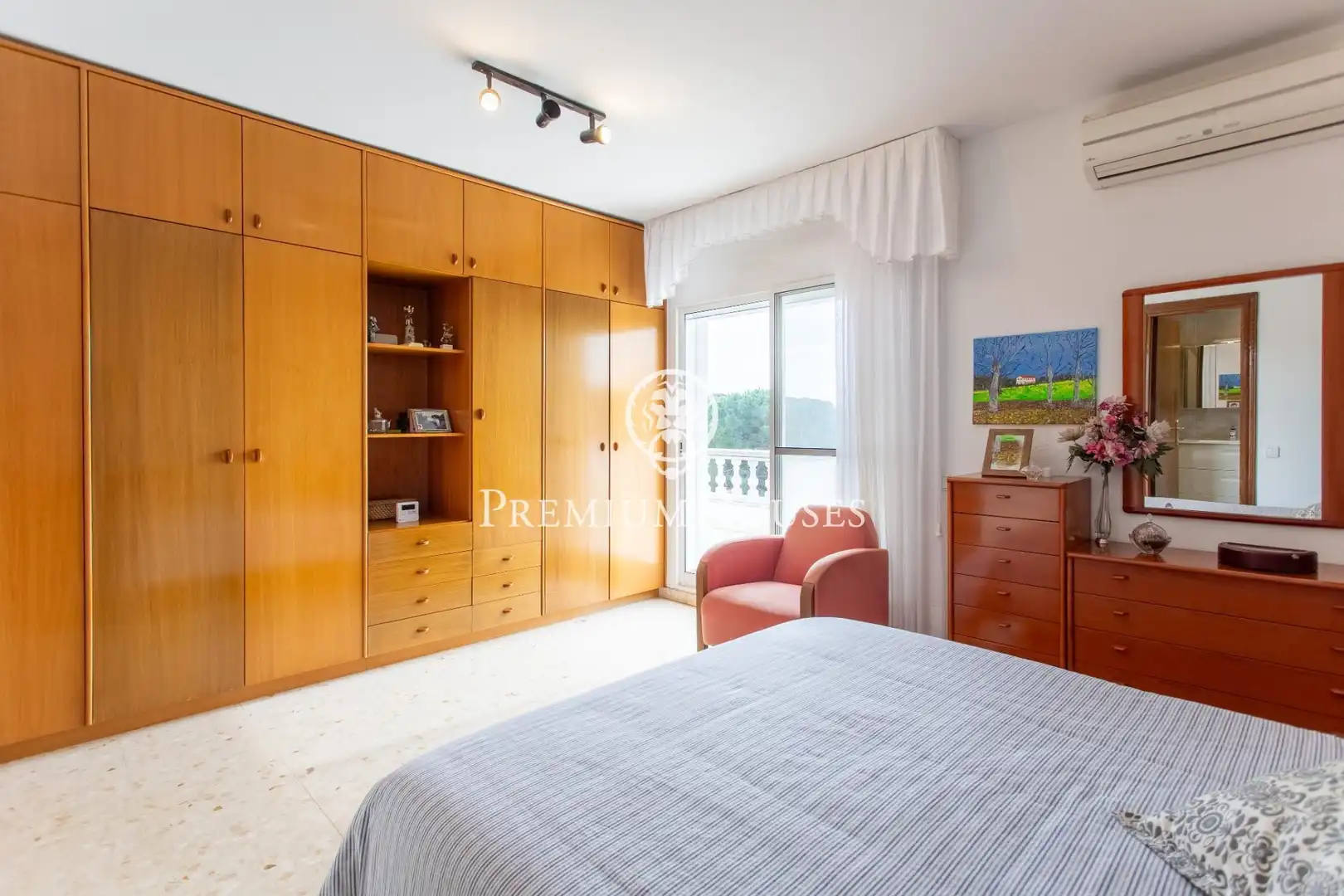 Habitación de Casa o chalet en venta en Badalona con Aire acondicionado, Calefacción y Jardín privado