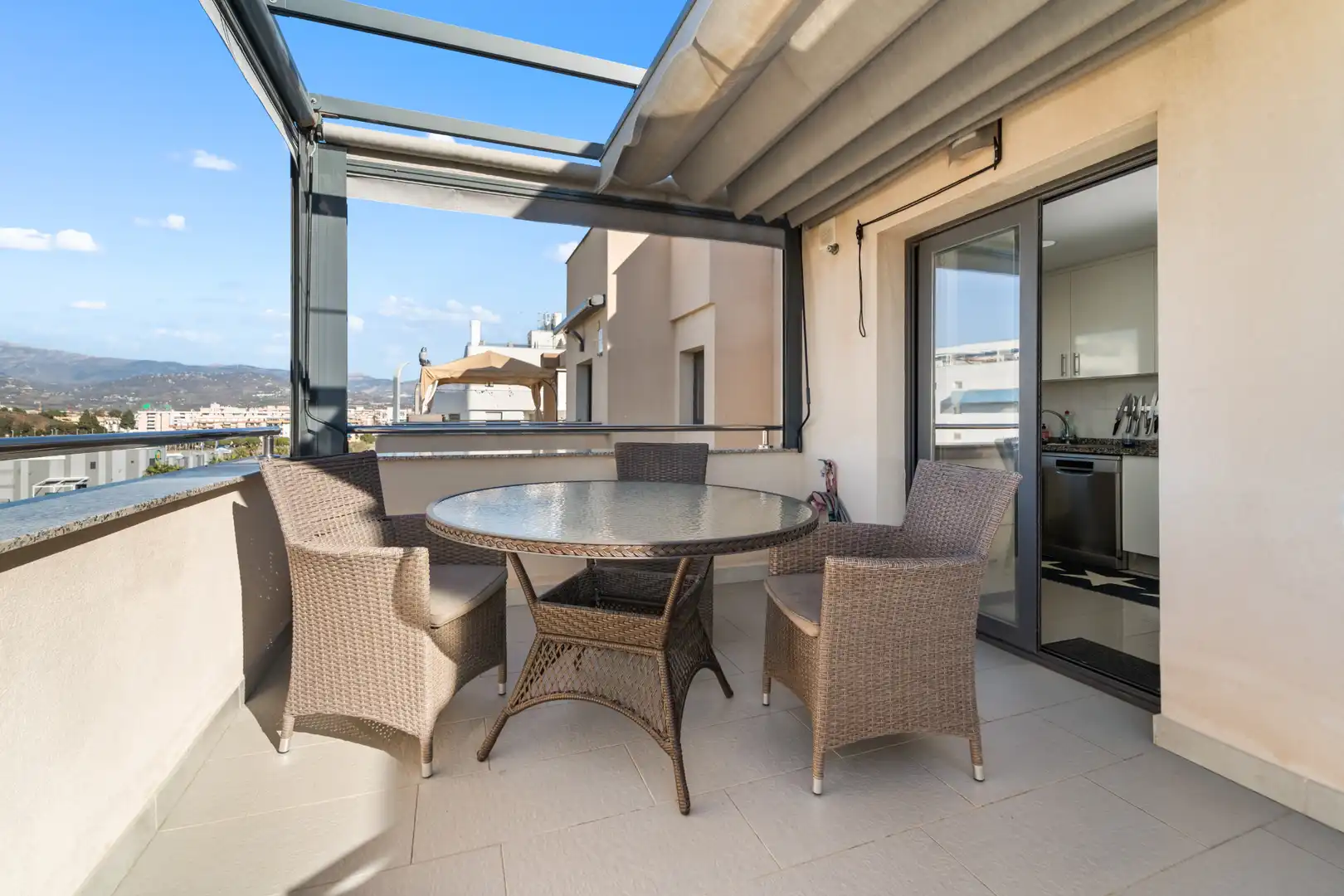 Terrasse von Dachboden zum Verkauf in Vélez-Málaga mit Klimaanlage, Terrasse und Möbliert