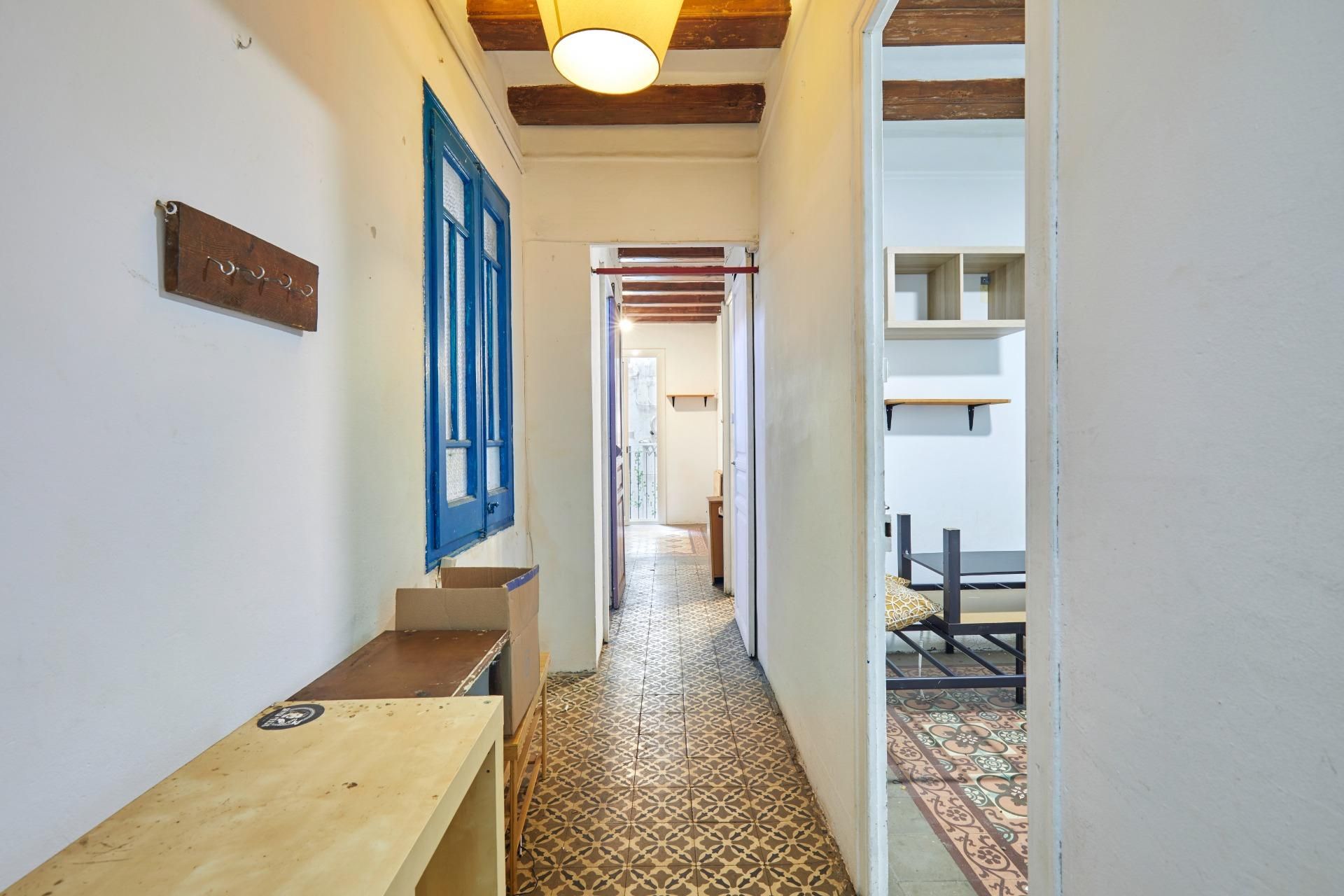 Piso en venta en  Barcelona Capital con Trastero y Balcón