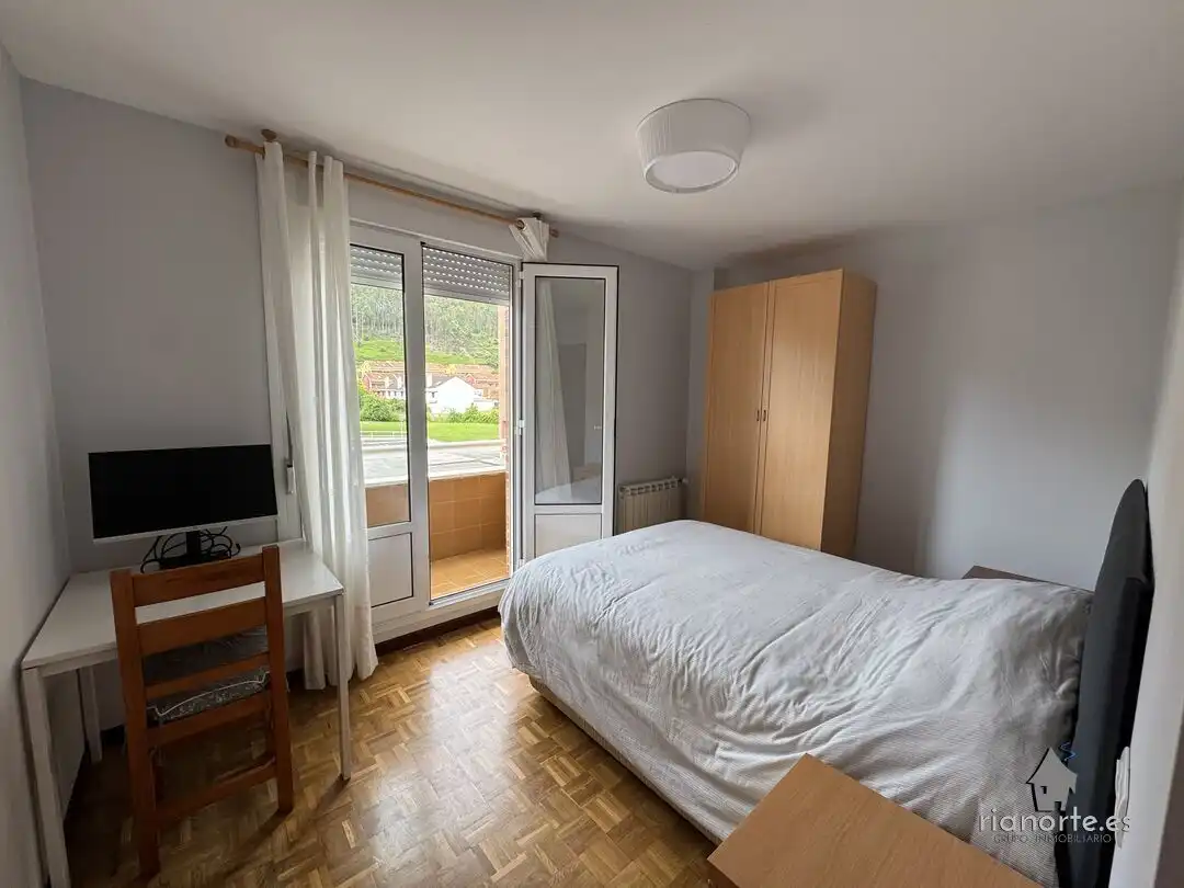 Schlafzimmer von Wohnung zum Verkauf in Ribadesella mit Heizung und Balkon