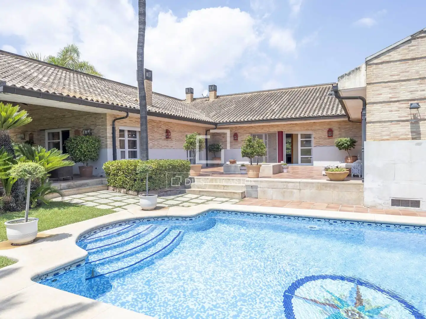Vista exterior de Casa o chalet en venta en Godella con Aire acondicionado, Calefacción y Terraza