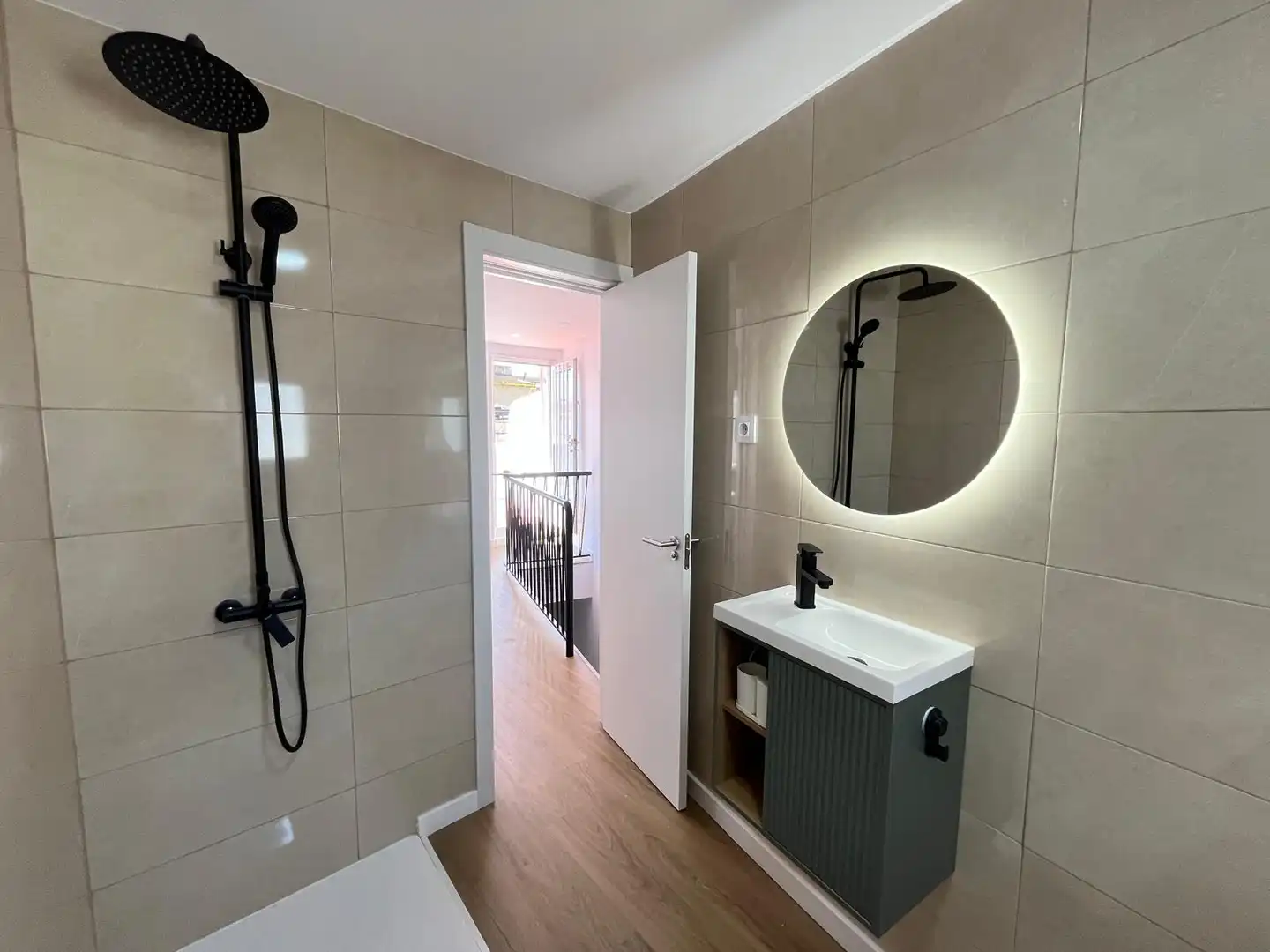 Baño de Casa adosada en venta en Cartagena con Parquet, Terraza y Trastero