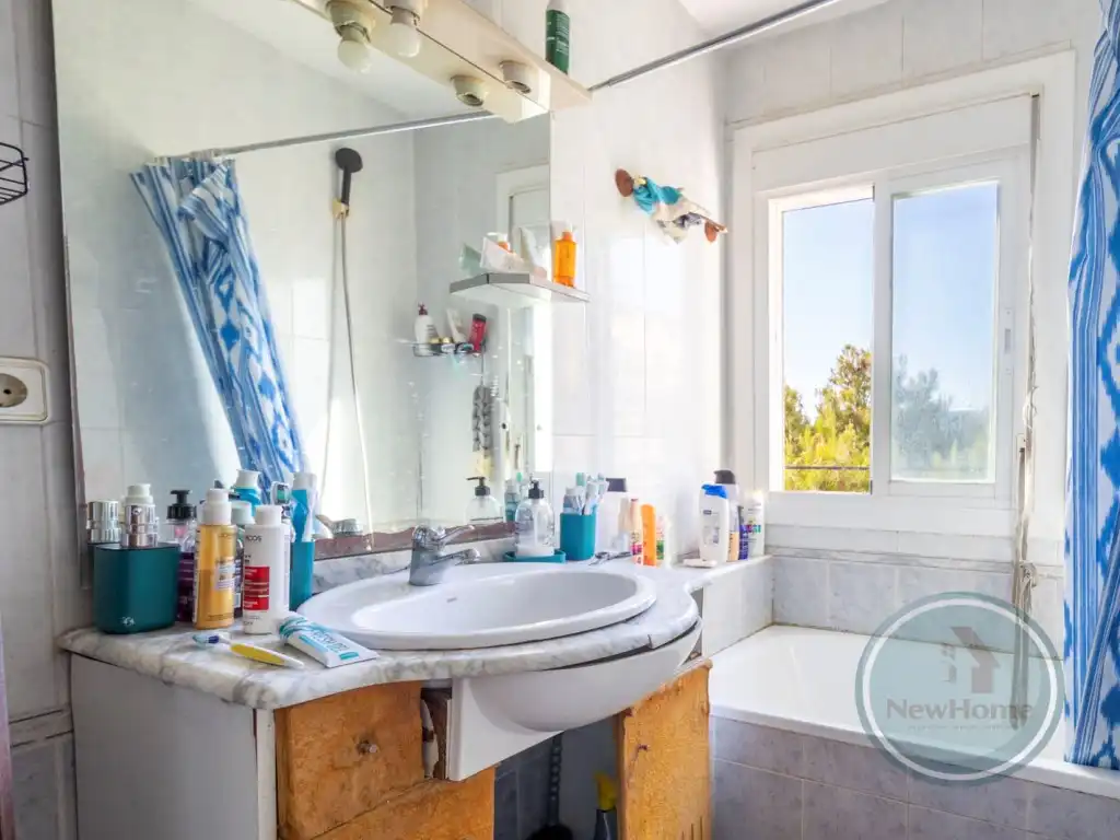 Bathroom of Flat for sale in San Vicente del Raspeig / Sant Vicent del Raspeig  with Balcony