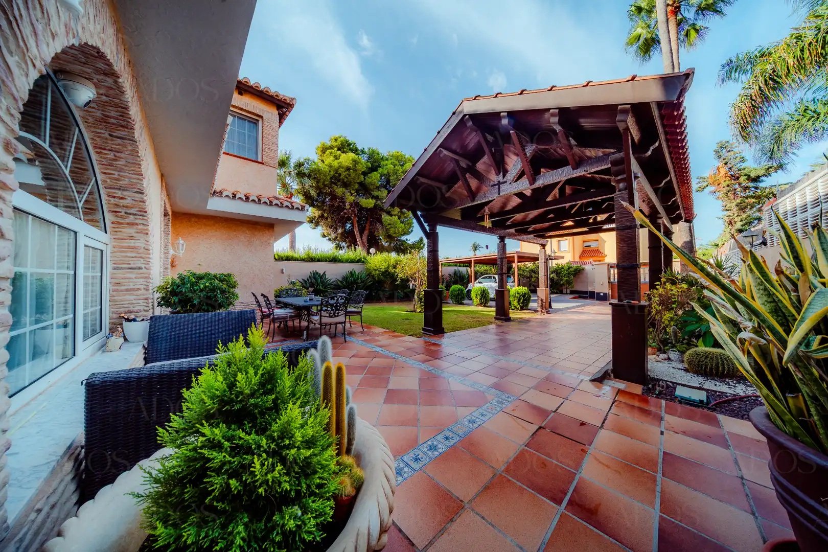 Houses for sale in Calle Fernando Casinello, Aguadulce Sur