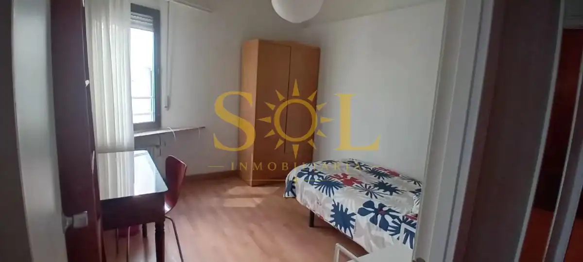 Schlafzimmer von Wohnung zur Miete in León Capital  mit Heizung, Terrasse und Möbliert