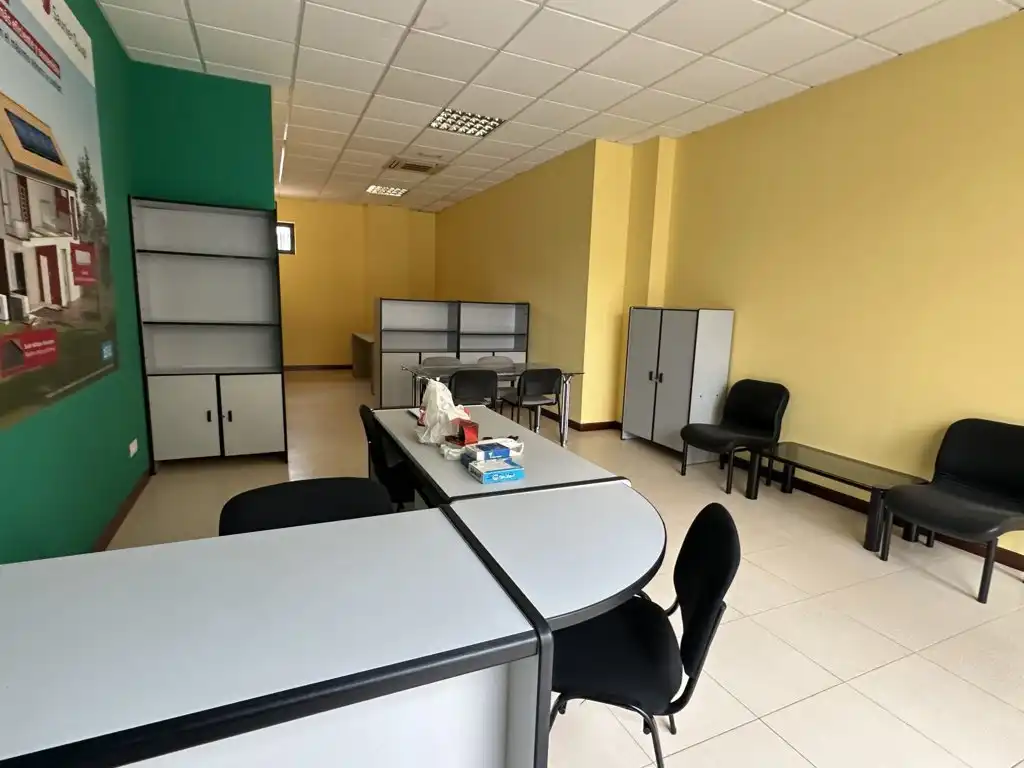 Business premises to rent in Calle Tirso de Molina, imagen 4