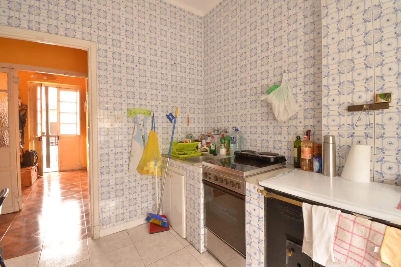Cocina de Piso en venta en Oviedo  con Calefacción