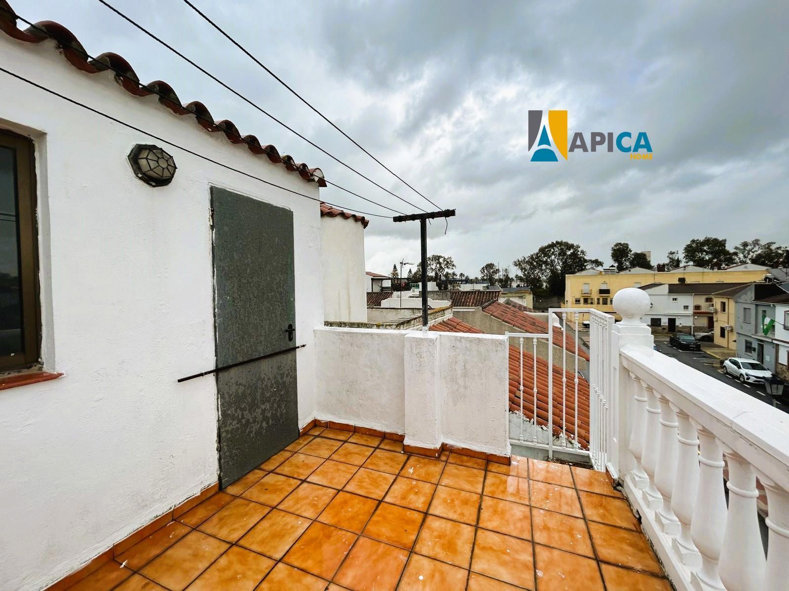 Terrassa de Casa adosada en venda en Los Barrios amb Piscina i Piscina comunitària