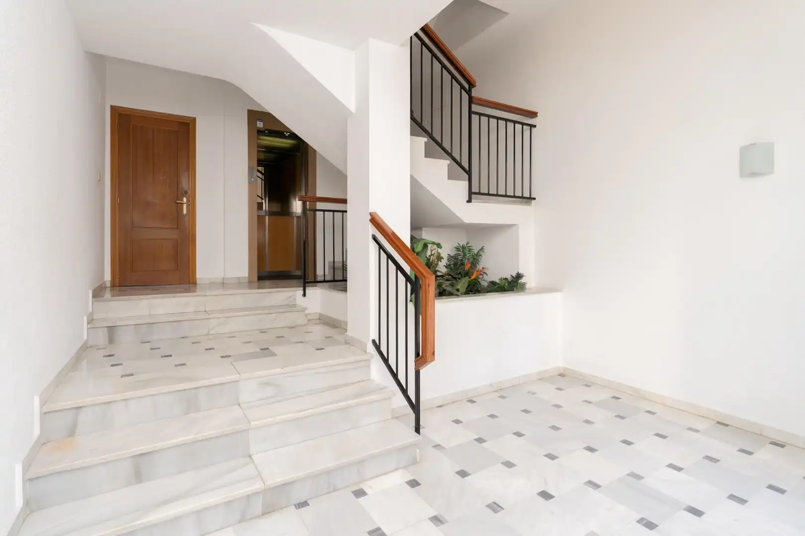 Flat for sale in Calle Calle Islas Hawai, Motril ciudad