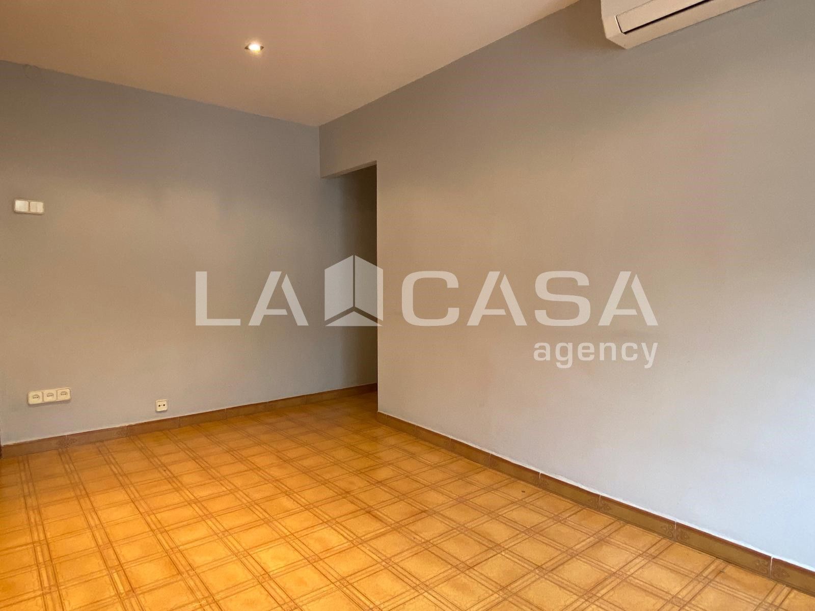 Pis en venda en Santa Coloma de Gramenet amb Balcó