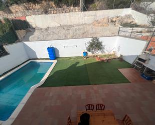 Piscina de Casa o xalet en venda en Sitges amb Aire condicionat, Calefacció i Jardí privat