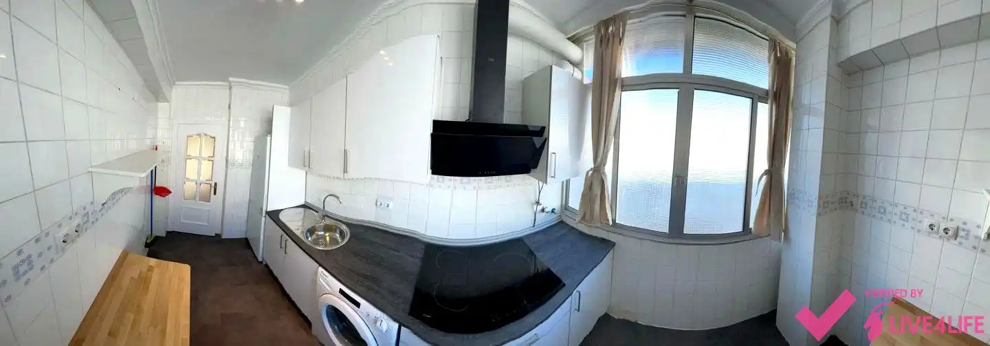 Piso de alquiler en Nalón, El Plantinar – Avda. La Paz - El Juncal