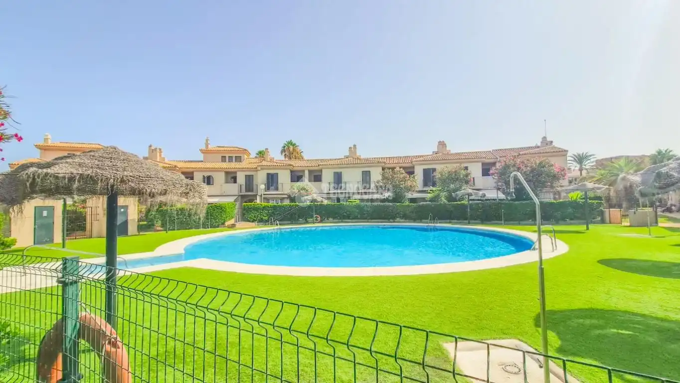 Jardí de Casa adosada en venda en Rota