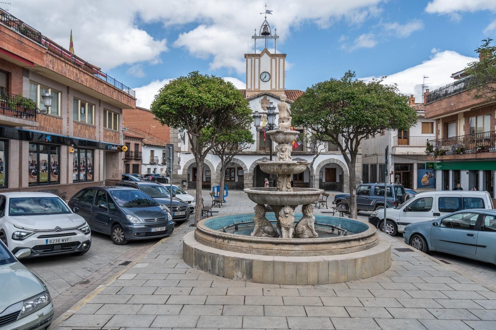 Exterior view of Single-family semi-detached for sale in El Tiemblo   with Heating, Storage room and Balcony