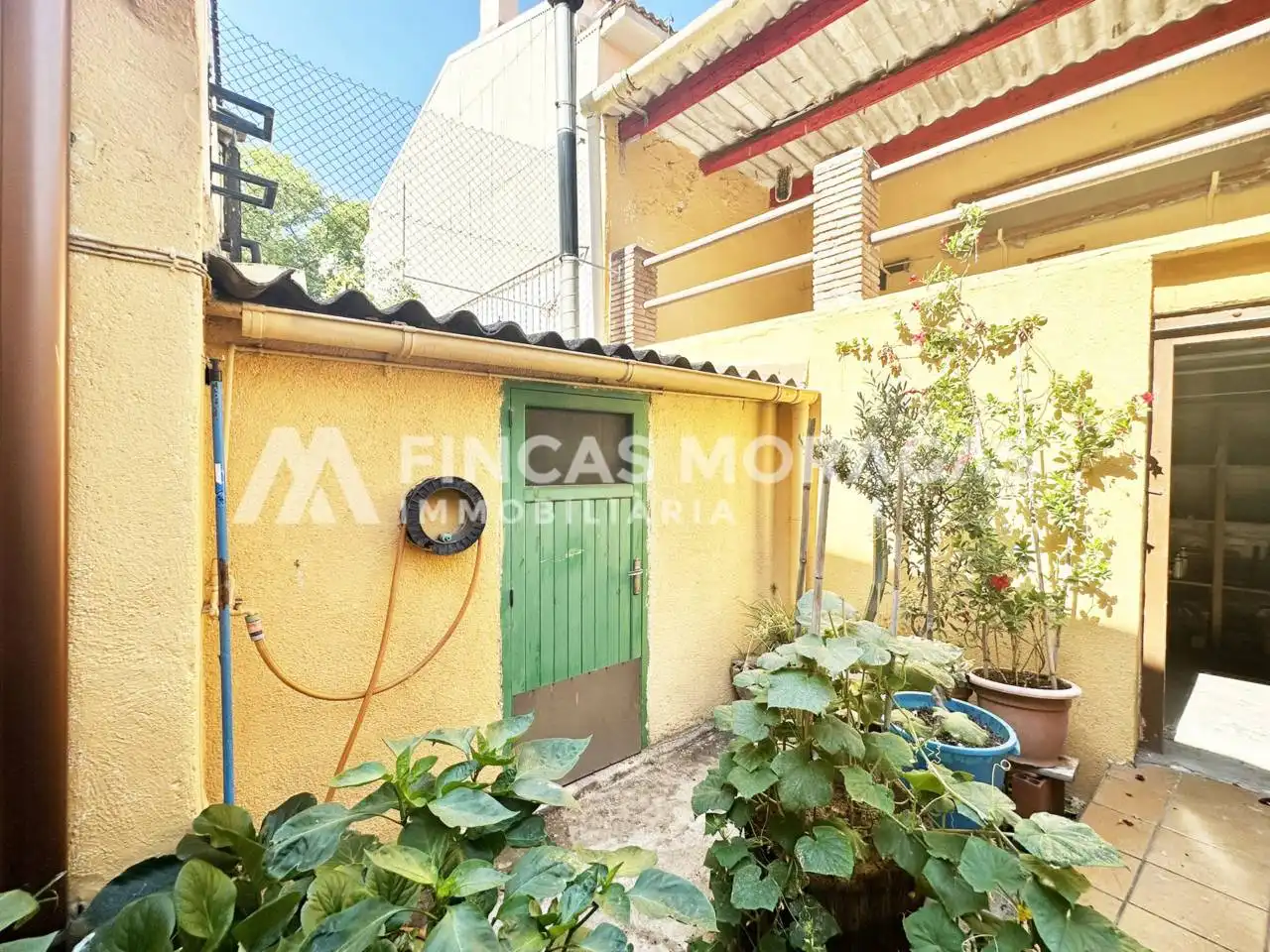 Exterior view of Houses for sale in Centre