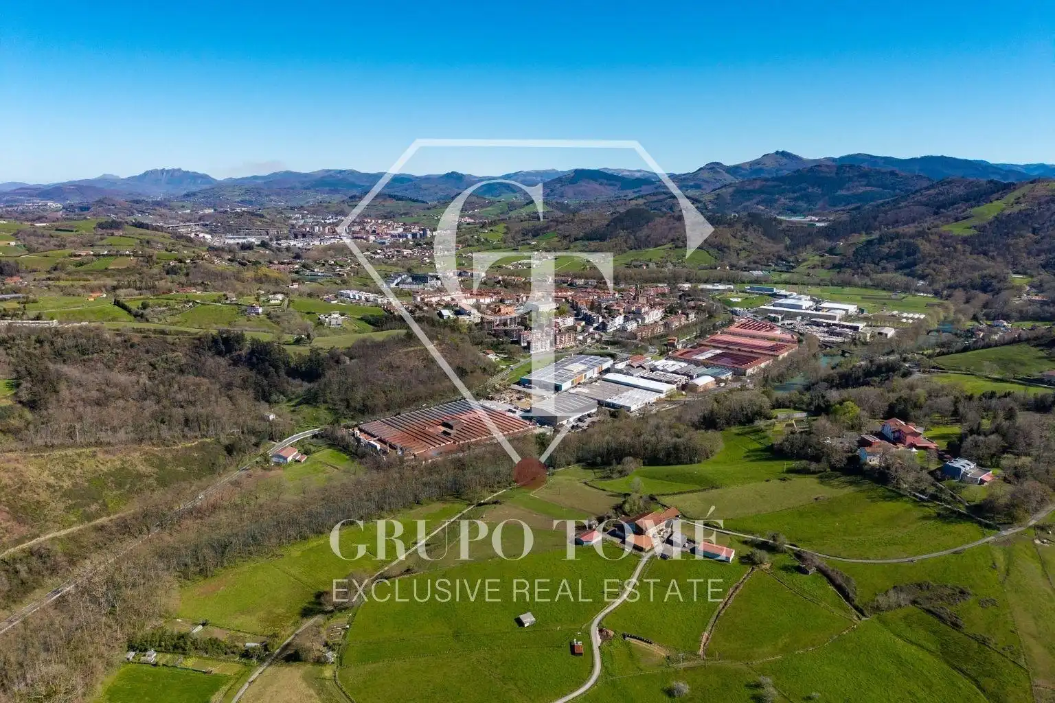 Casa o chalet en venta en Calle IRU KANTOIA, 2, Usurbil