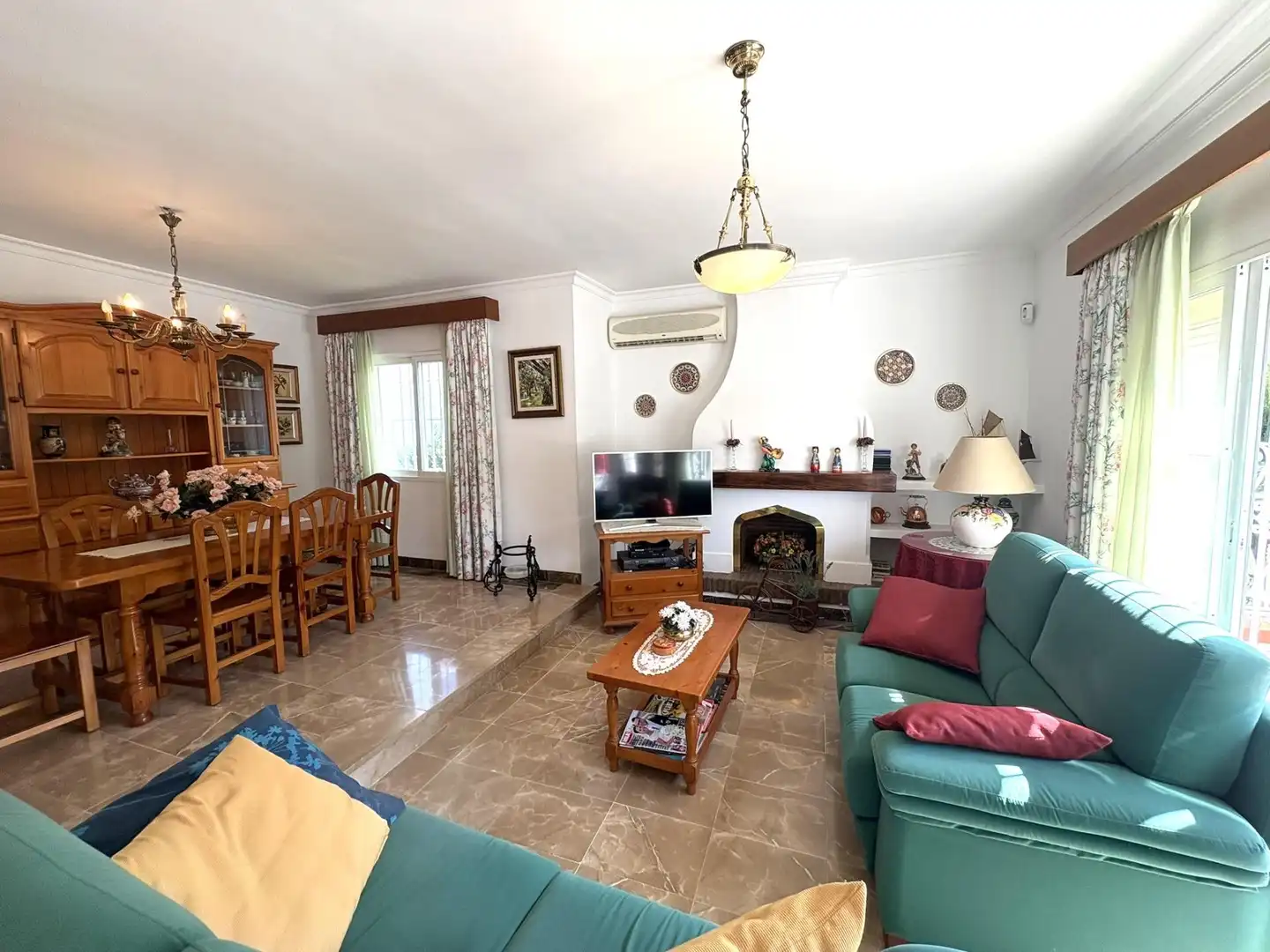 Detached house with garden for sale in Capellanía - Retamar, imagen 3