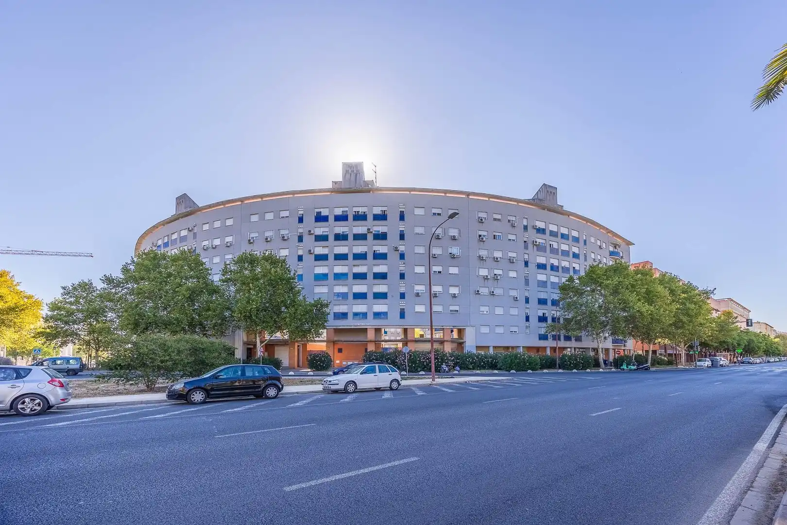 Vista exterior de Piso en venta en Sevilla con Aire acondicionado, Amueblado y Balcón