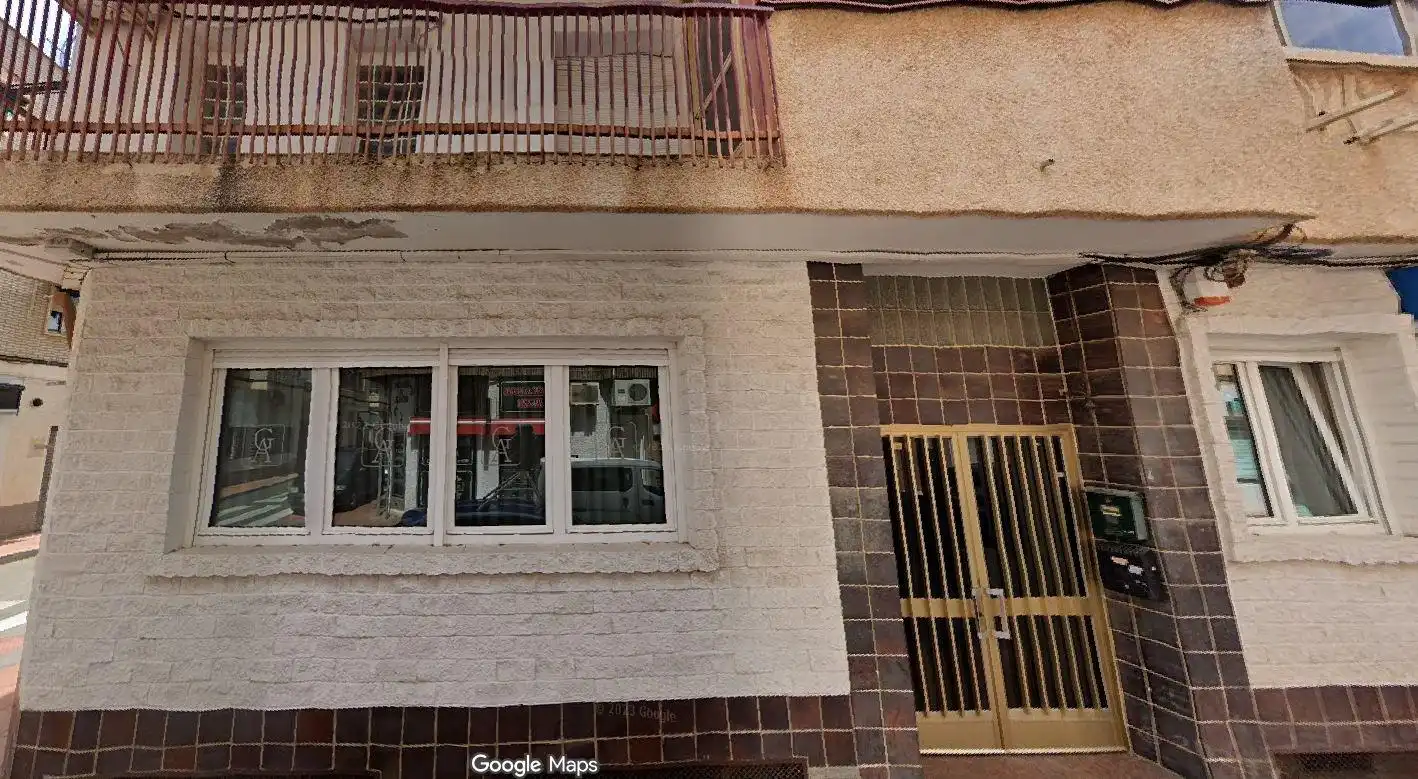 Flat for sale in Calle JNEZ GREGORIO 4