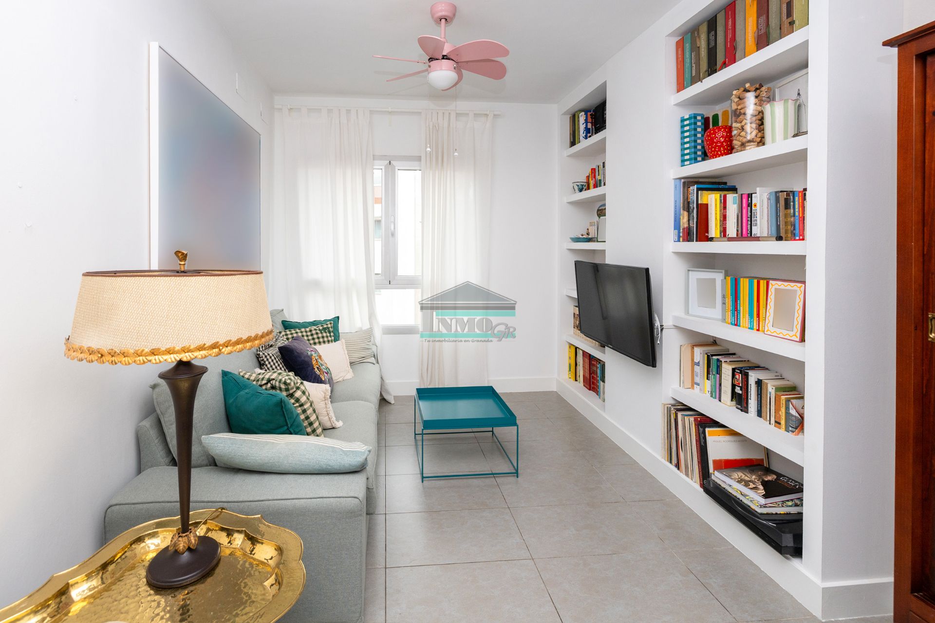 Sala d'estar de Pis en venda en Armilla amb Aire condicionat, Calefacció i Piscina comunitària