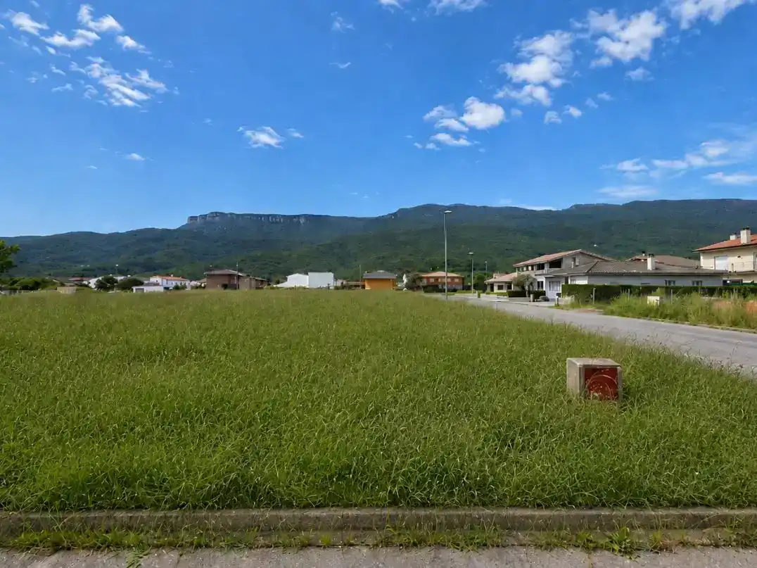 Terreno en venta en Les Planes d'Hostoles