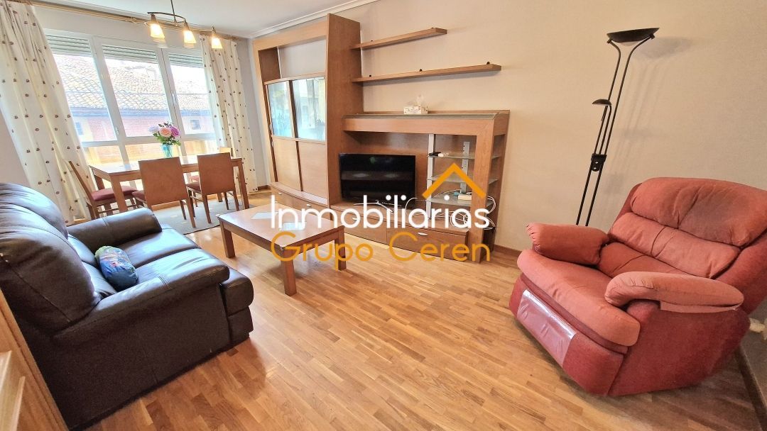Living room of Flat for sale in Santo Domingo de la Calzada  with Heating, Terrace and Storage room