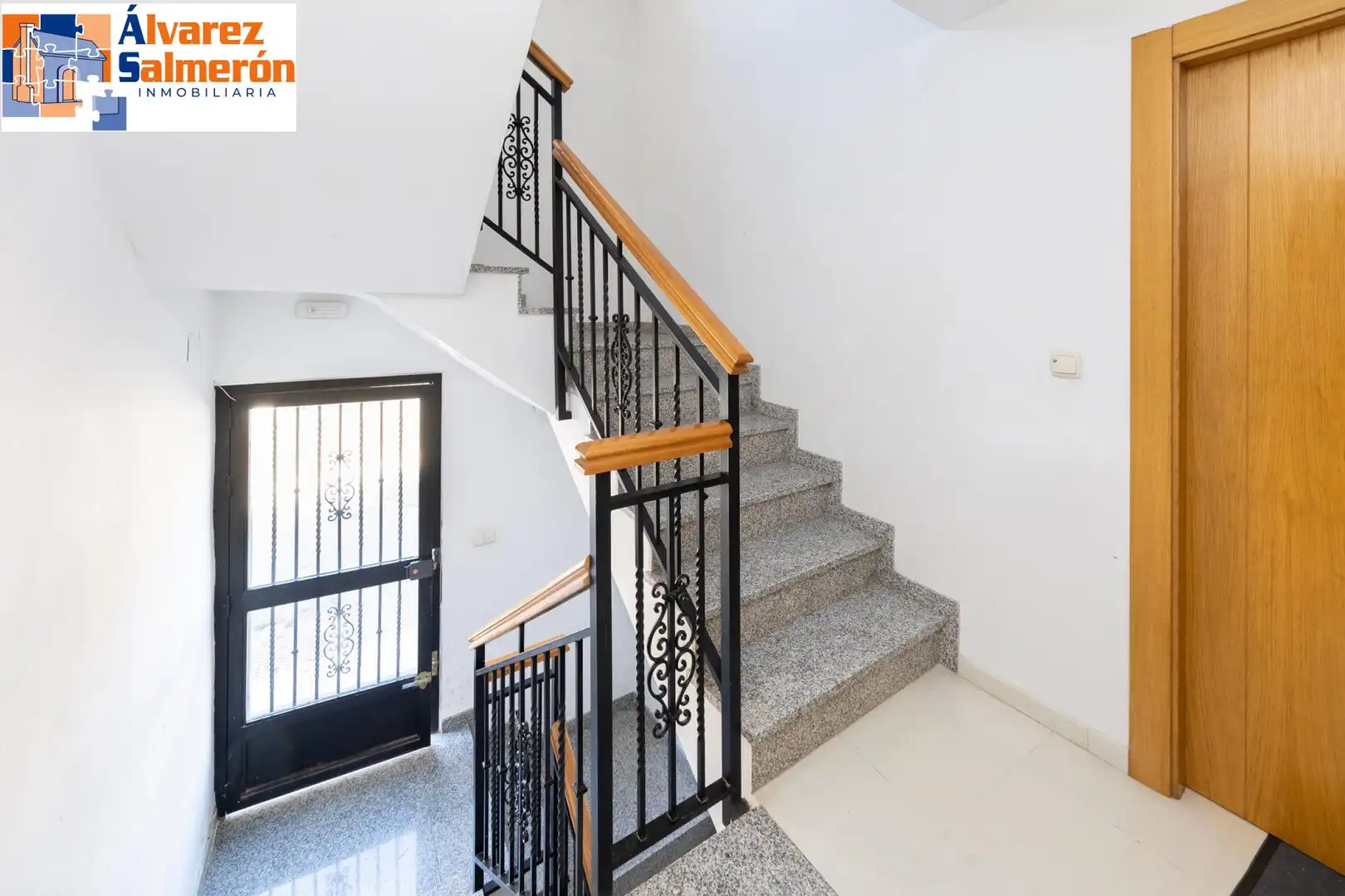 Apartament en venda en La Zubia amb Aire condicionat i Moblat