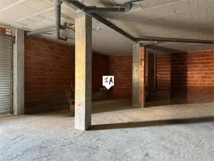 Local comercial en venda a Torredelcampo, imagen 3