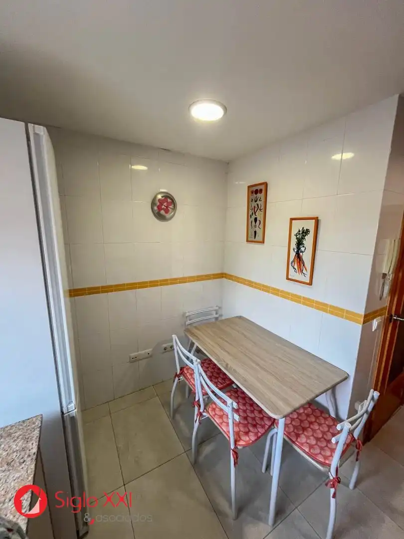Küche von Einfamilien-Reihenhaus zum Verkauf in Almazora / Almassora mit Klimaanlage, Heizung und Terrasse