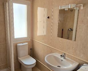 Bathroom of Apartment to rent in Burgos Capital  with Heating, Oven and Washing machine