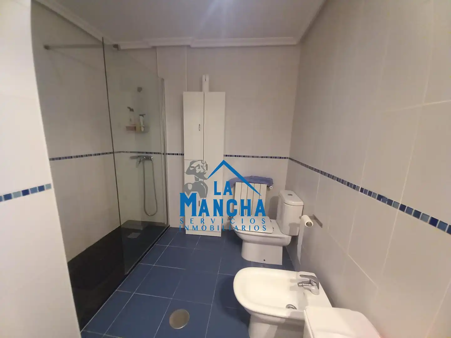 Bathroom of Houses for sale in Motilleja  with Heating and Storage room