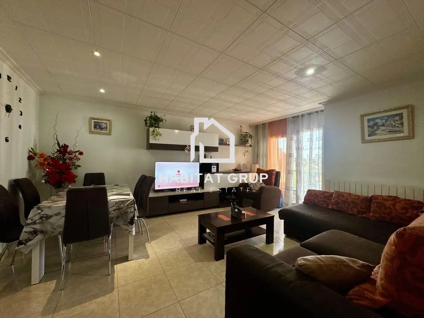 Living room of Flat for sale in Girona  with Heating and Terrace