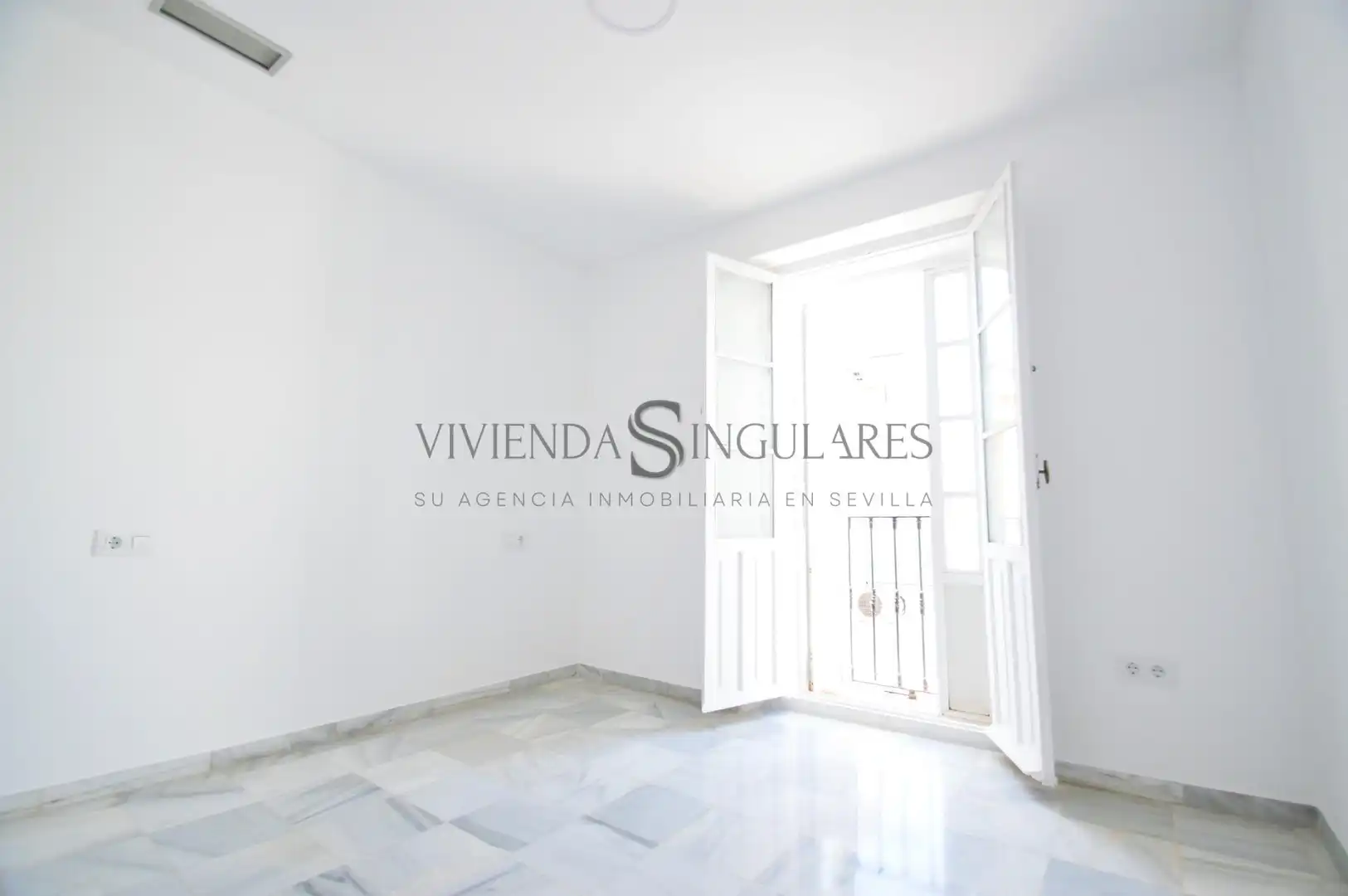 Habitación de Ático de alquiler en Sevilla con Aire acondicionado, Calefacción y Terraza
