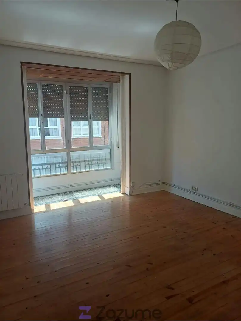 Flat with terrace to rent in Correos Kalea, imagen 2