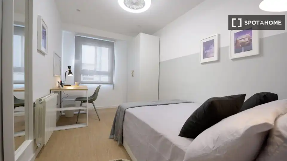 Habitación de Piso para compartir en Valencia con Aire acondicionado, Calefacción y Amueblado