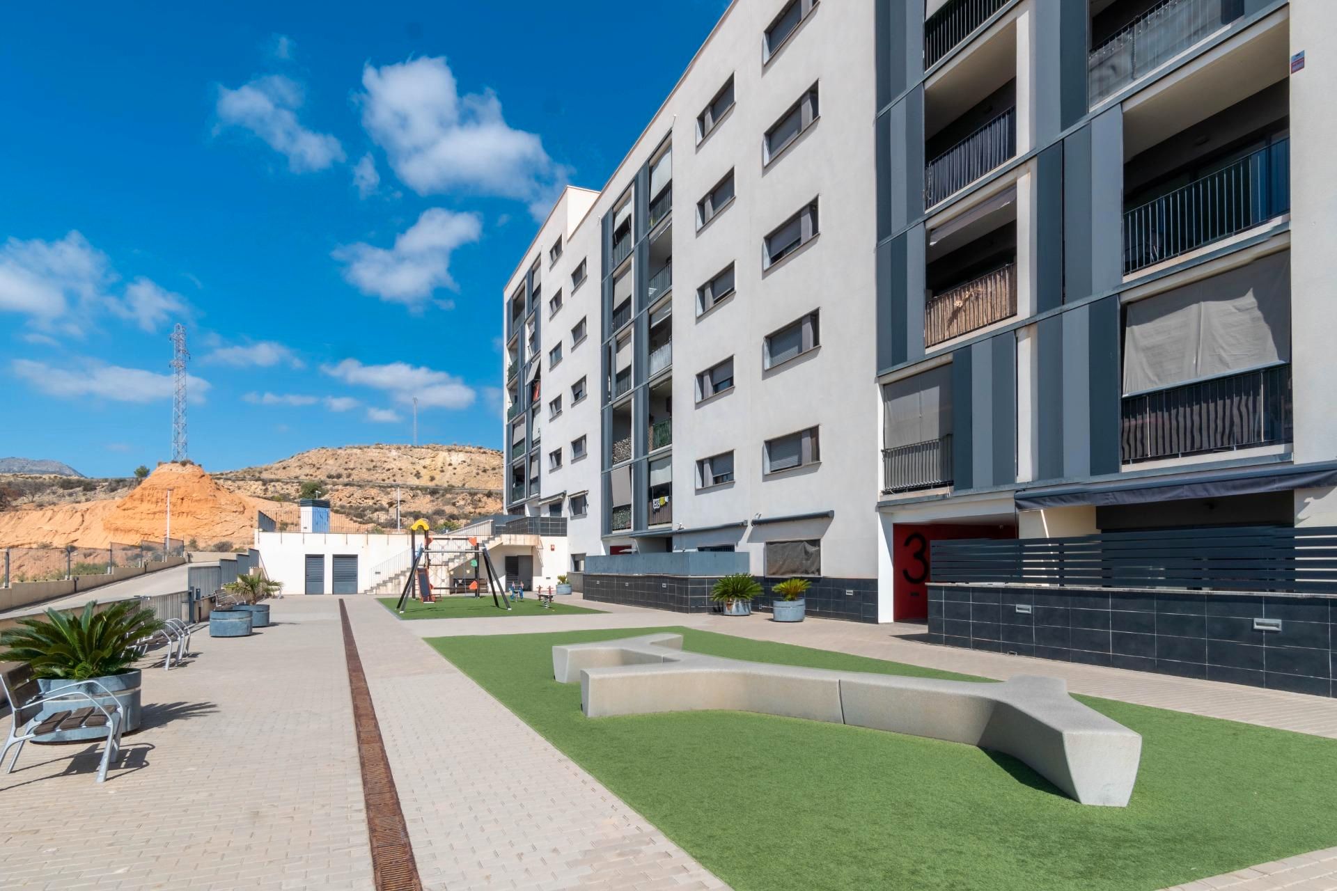 Flat for sale in Calle Holanda, 5