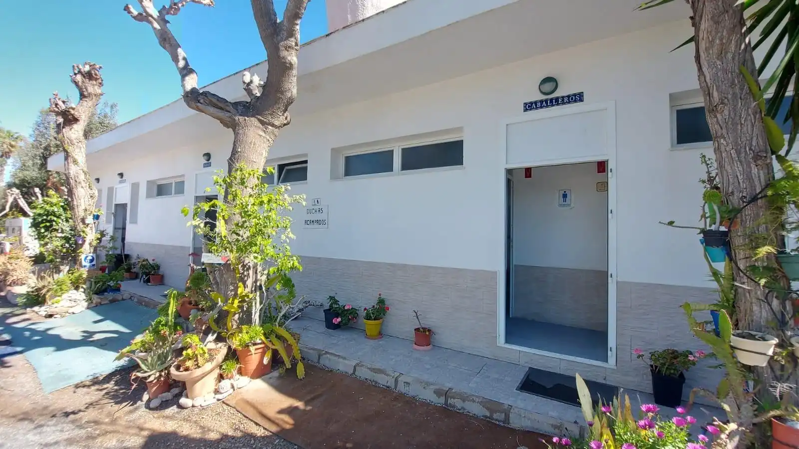 Vista exterior de Residencial en venda en Adra